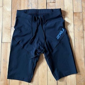 2XU MEN'S RUN DASH COMPRESSION SHORT